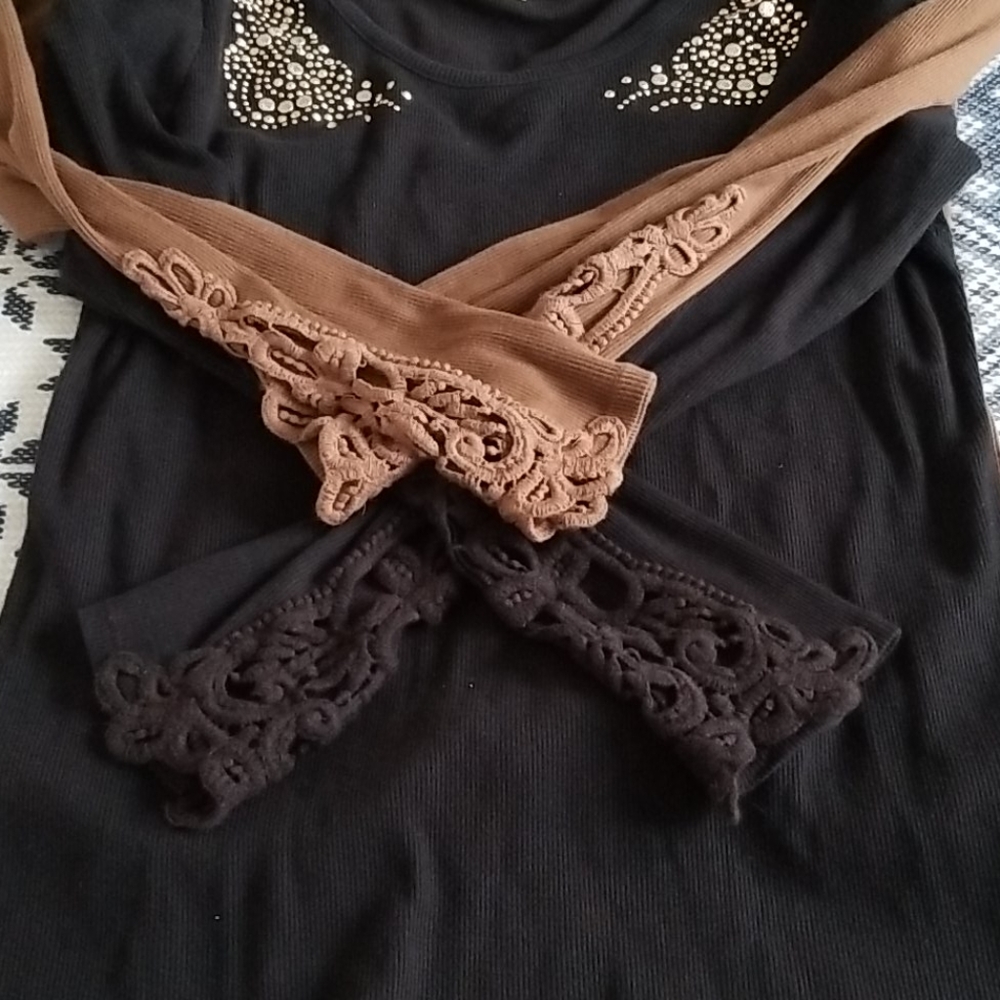 Shirts - Picture 3 of 3